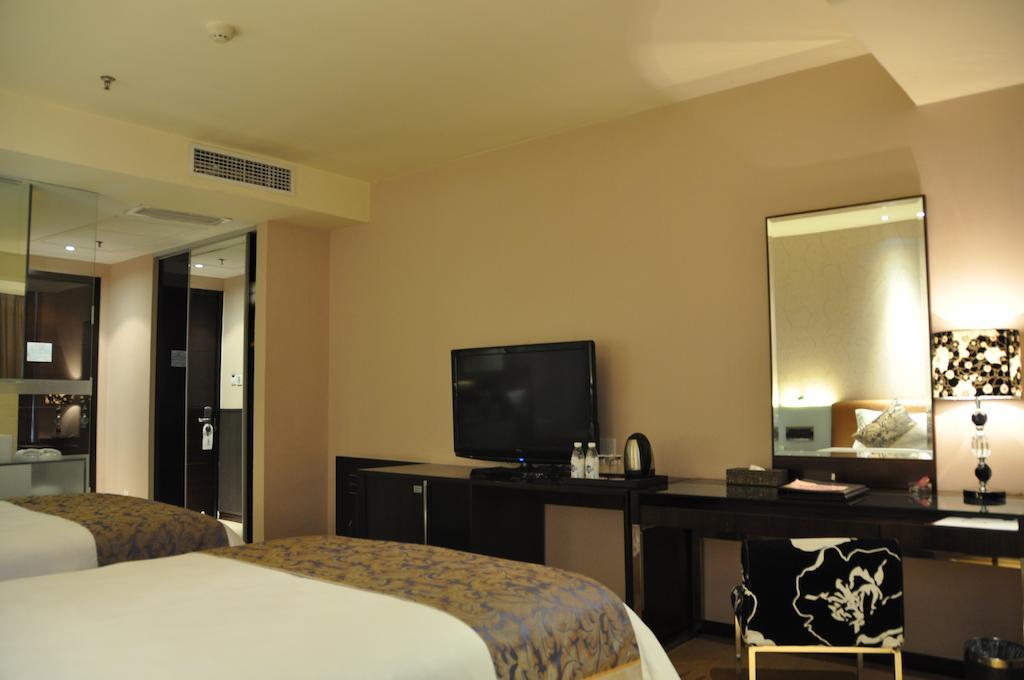 Chengdu Essen International Hotel Room photo