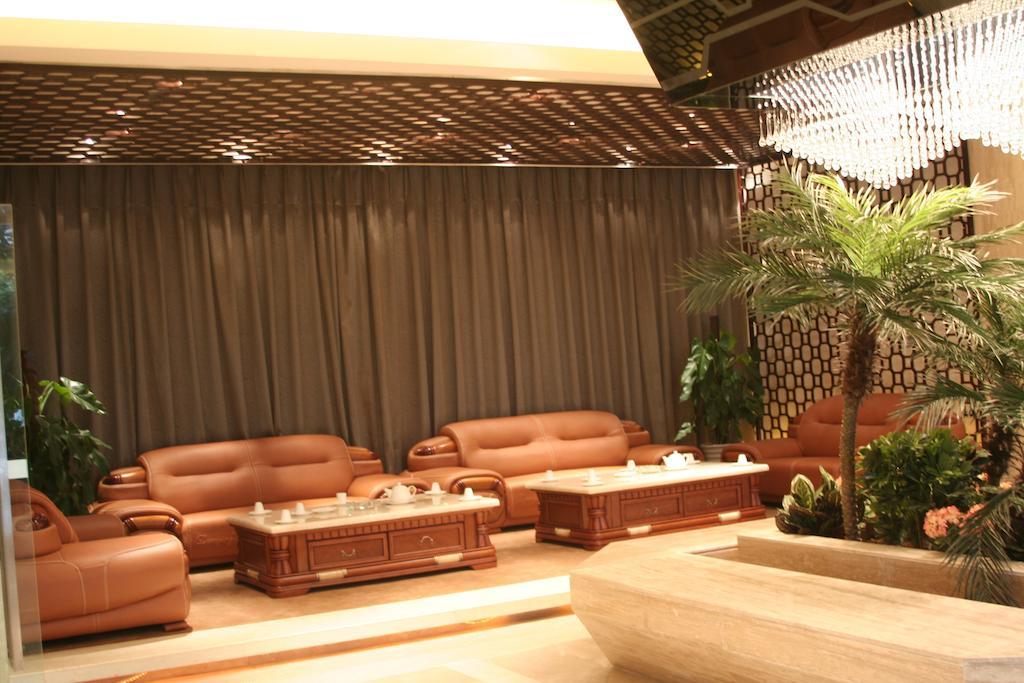 Chengdu Essen International Hotel Exterior photo